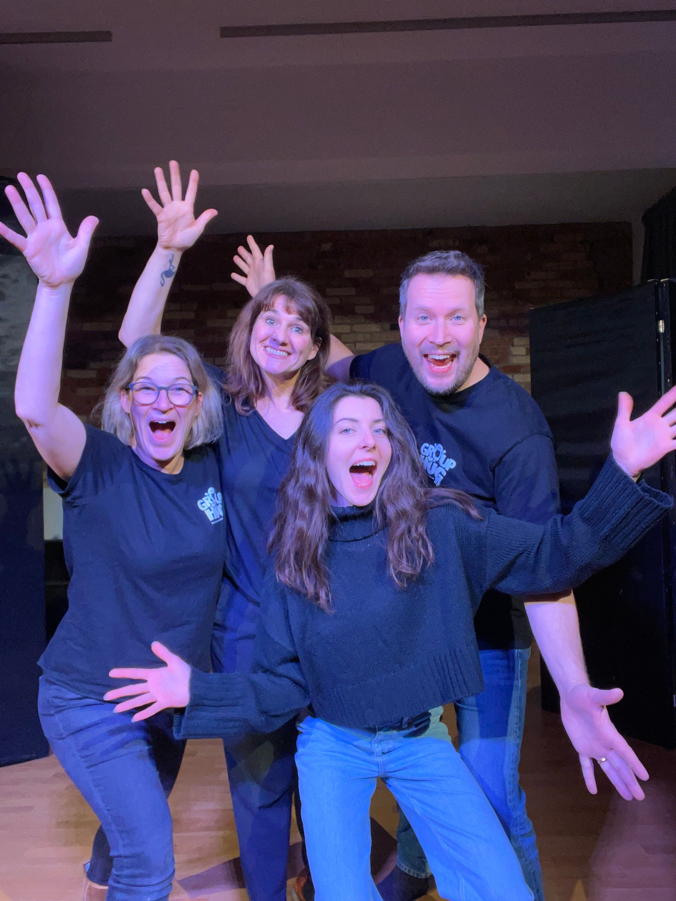Group Hug Impression 89